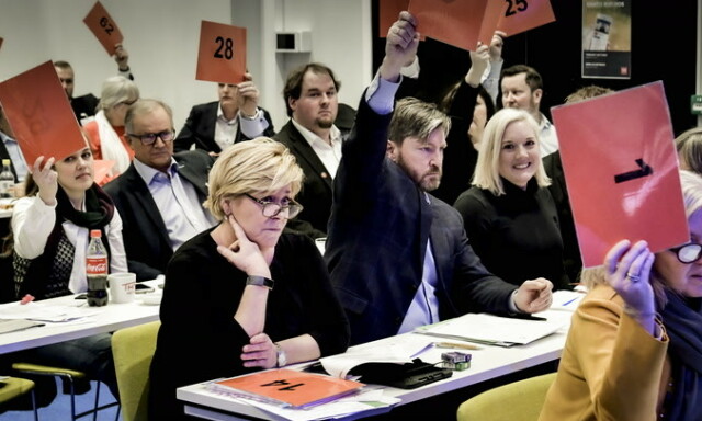 image: Frp som «patriotisk fyrtårn»
